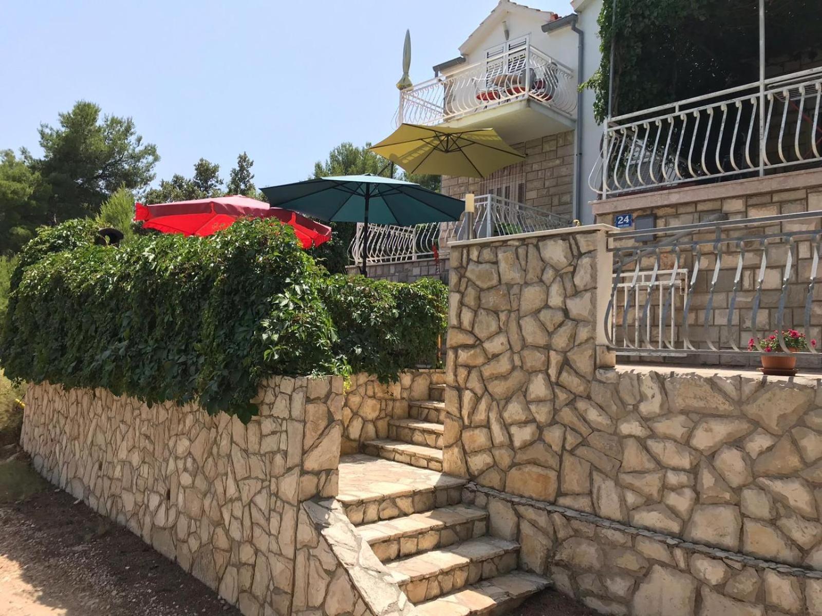 Apartmani Mima Нечуям Экстерьер фото